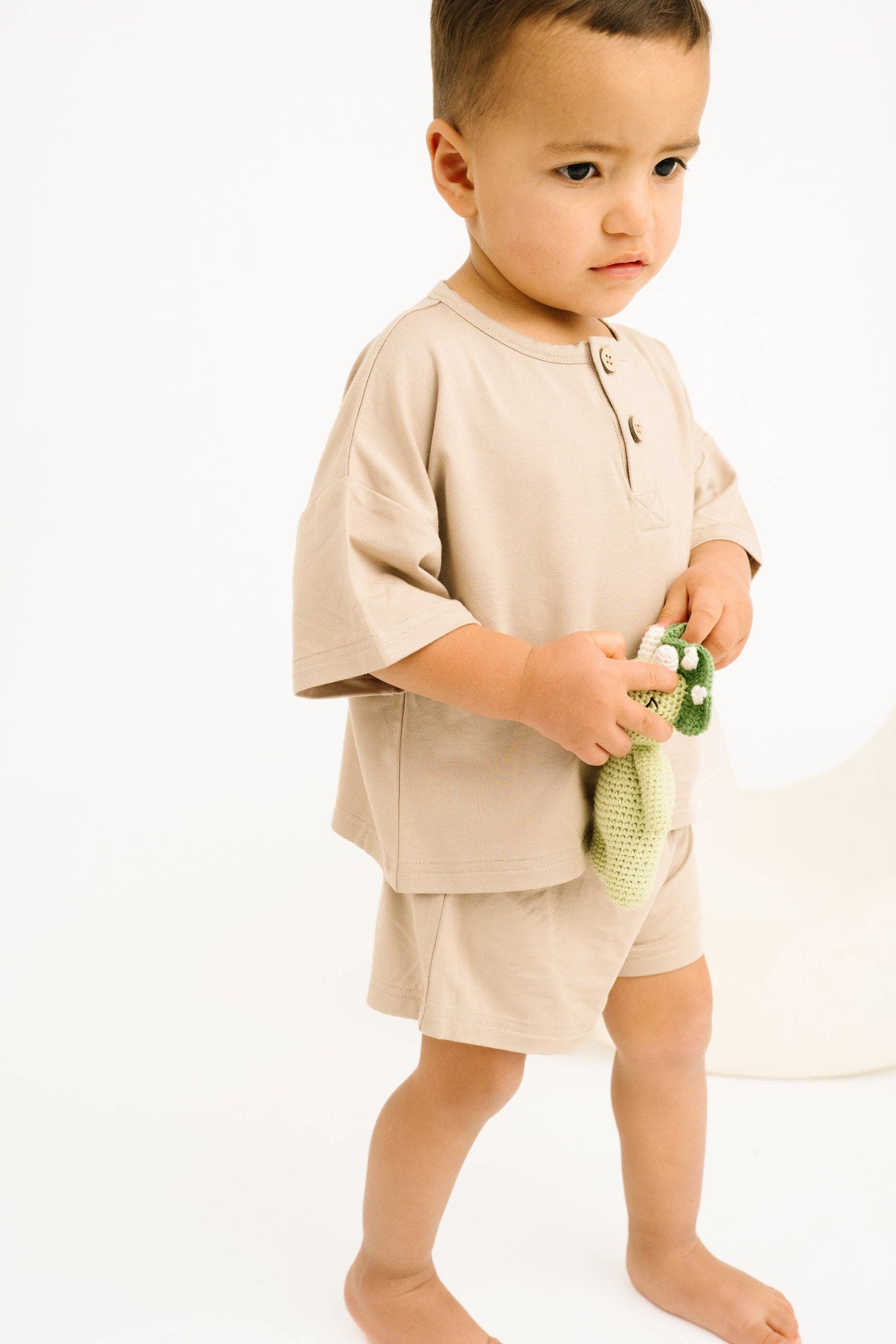Sandstone Bamboo Button Slouchy Set: 2T