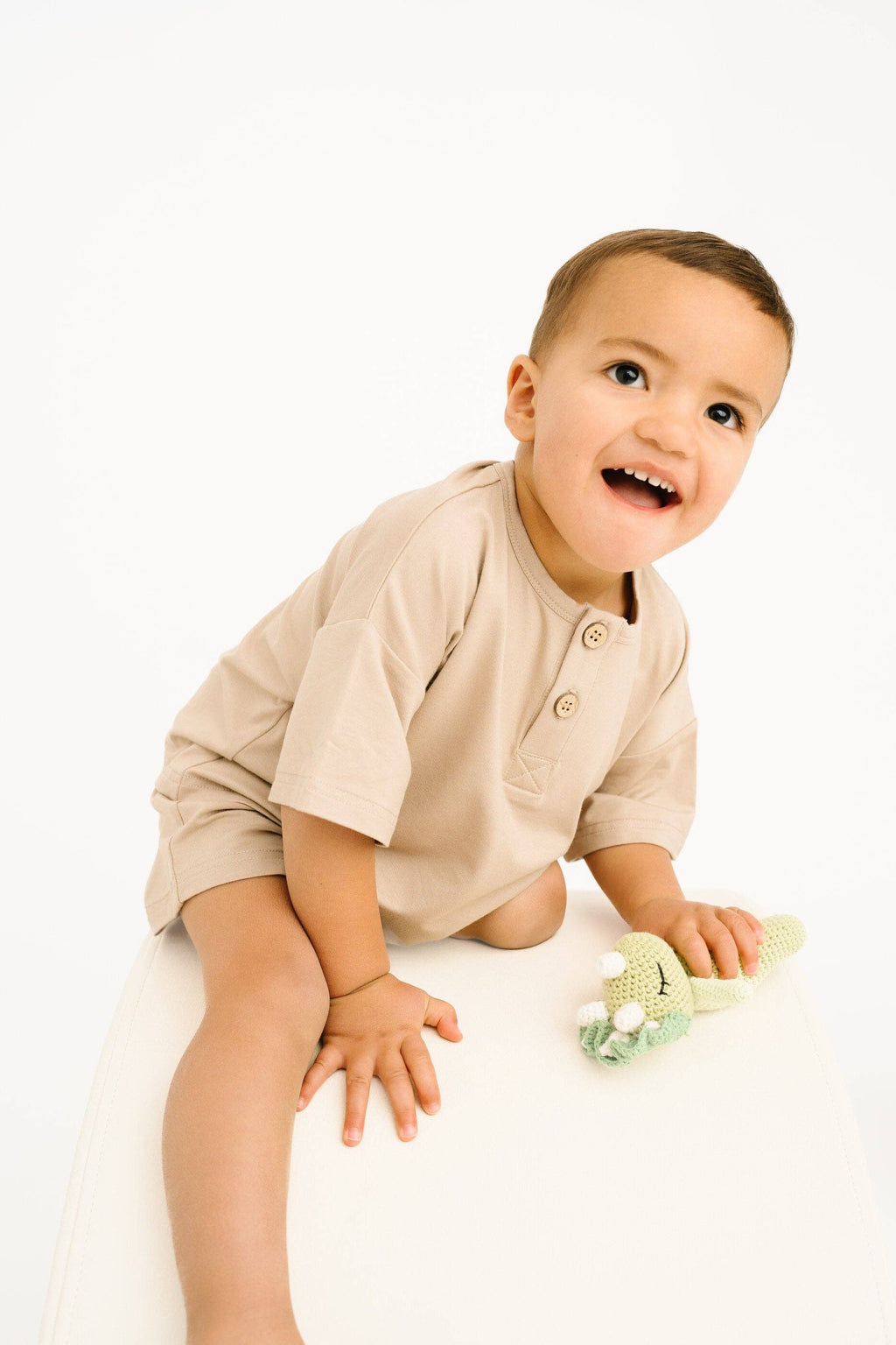 Sandstone Bamboo Button Slouchy Set: 3T